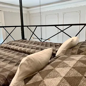 Goodmood Apartman
